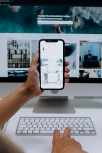 Who Created the First Mobile App? A Journey Through History